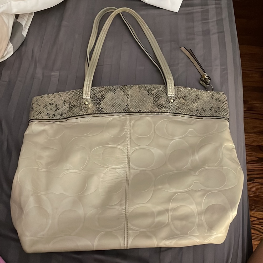 Tan Coach Handbag - Picture 2 of 2
